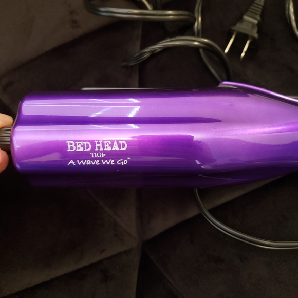 BedHead Purple and Silver Hair Waver - Picture 4 of 6